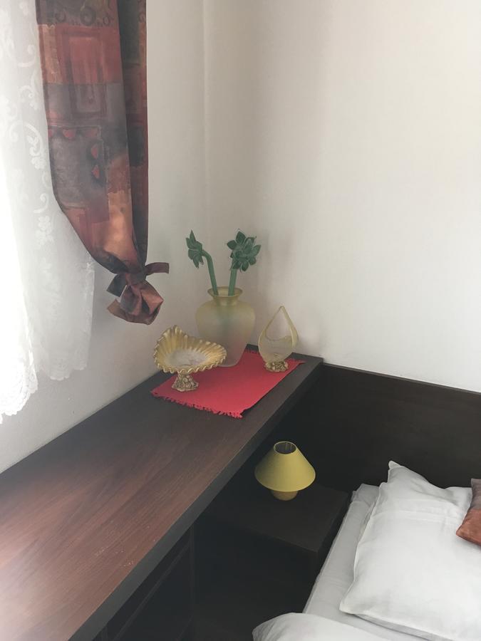Harrys City Motel Komárno Eksteriør bilde